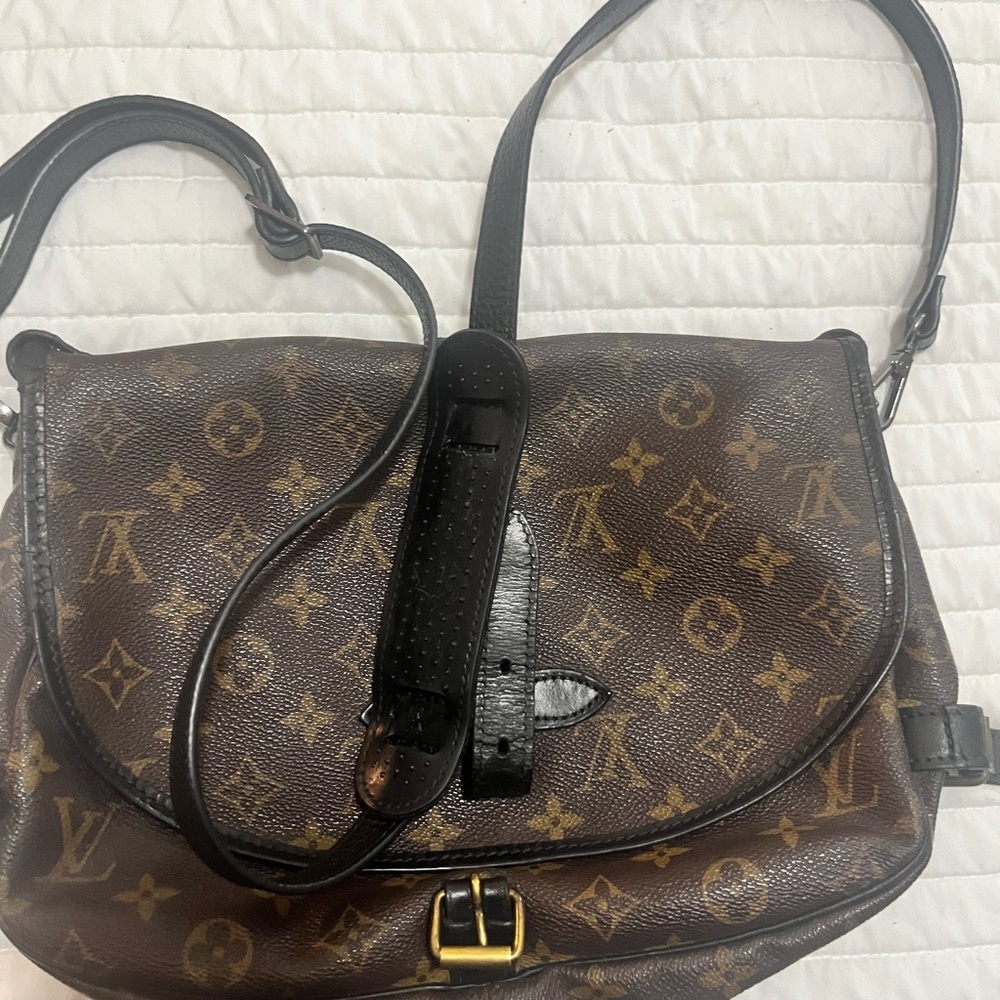 As is LV crossbody painted/refurbished